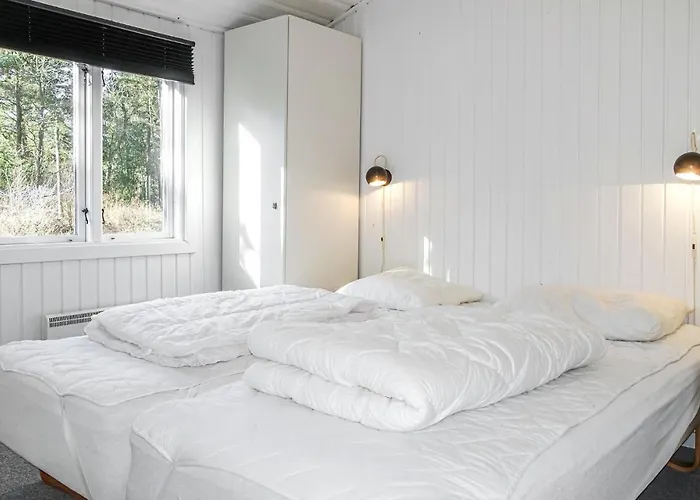 2 Bedroom Amazing In Casa vacanze Hasle